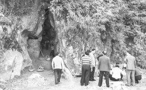 2010年福建省专家对猪仔笼洞古遗址进行考古发掘