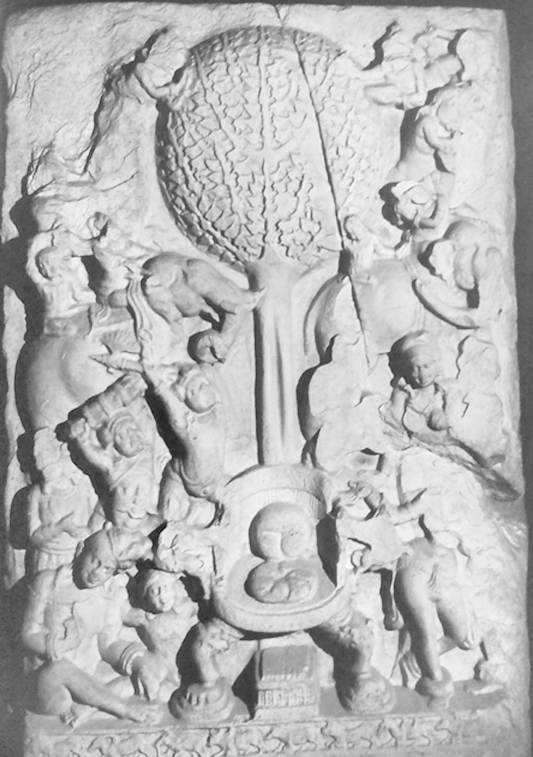 图5-30 魔王率领魔军袭击印度阿玛拉瓦蒂 2世纪巴黎吉美博物馆藏