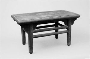 图7-2 木条桌