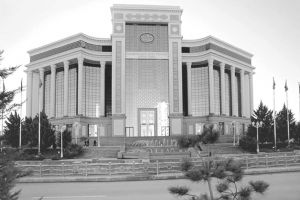 图4-2 阿什哈巴德市土库曼斯坦国家外贸银行