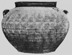 图3 绍兴汉墓出土的印纹硬陶罐