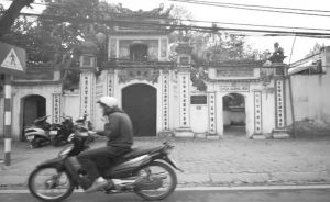 图3-7 越南河内众多寺庙中的一座