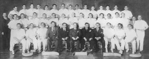 图6-3 1934年上海回力球队全体照