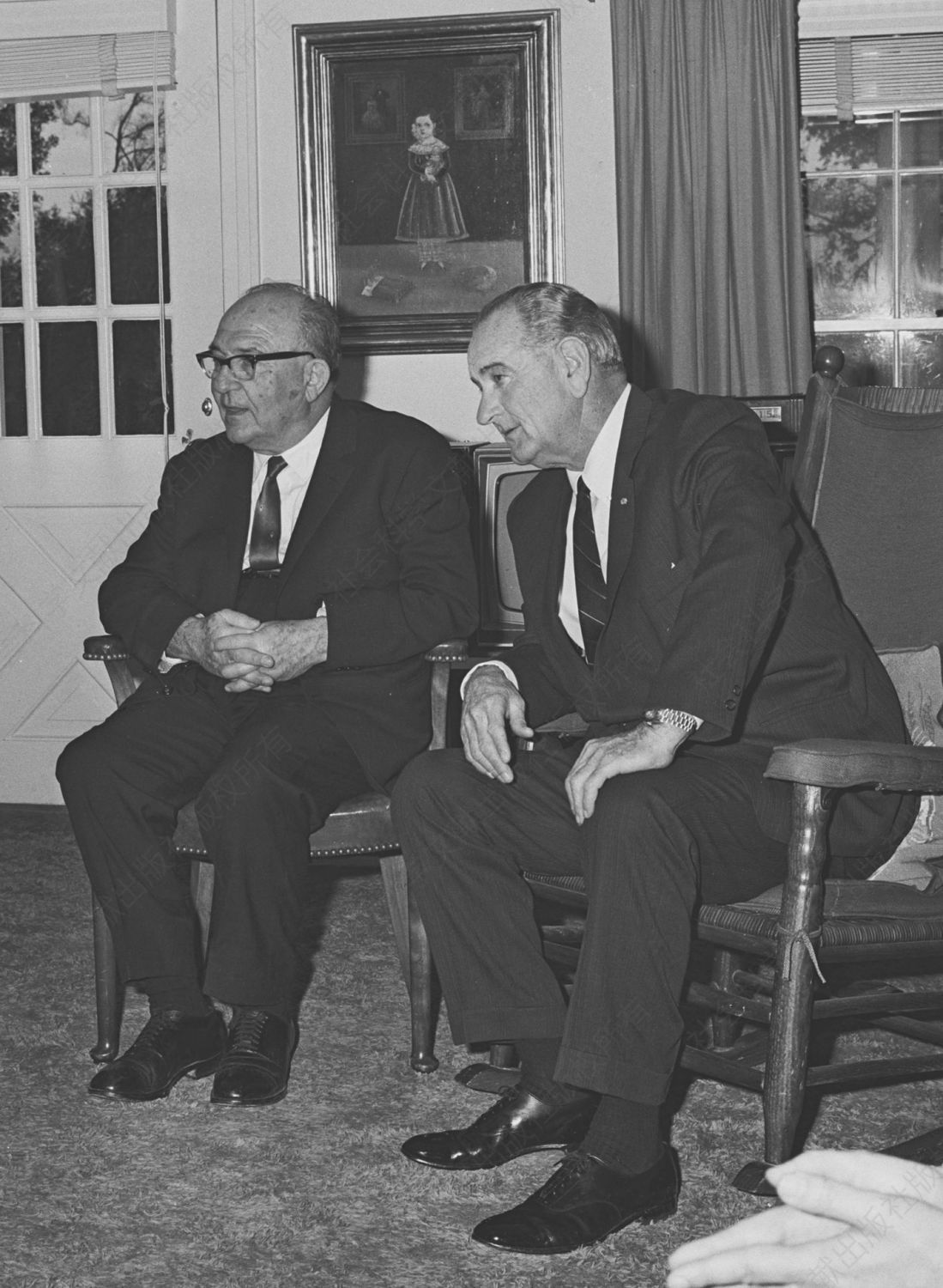 1968年1月6日，艾希科尔总理与约翰逊总统在得克萨斯农场