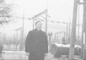 1994年冬周武元在江山变电所