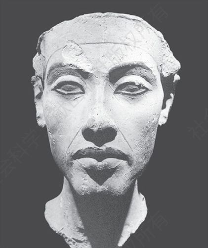 图4-1 真人大小的埃赫那吞石膏头像，此头像被视作这位宗教创始人最重要的肖像，王冠的下边缘清晰可见，1912年出土于雕塑师图特摩斯的作坊，现存于柏林埃及博物馆