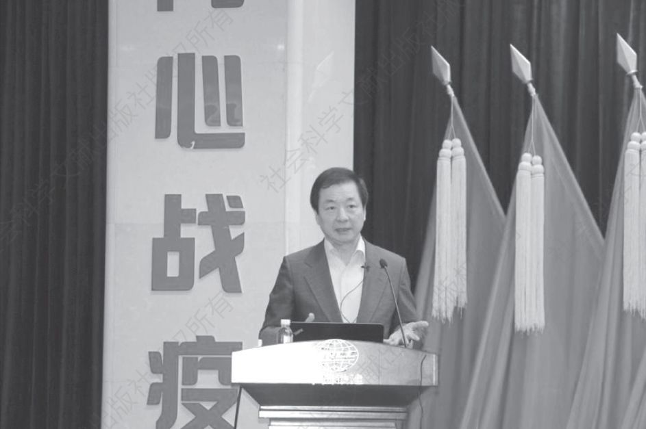 Mingwei ZHOU delivering a keynote speech entitled “Observation and Reflection：the Current International Situation and China-U.S. Relations” at CCECC