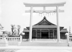 图6 竣工不久的南京神社照片
