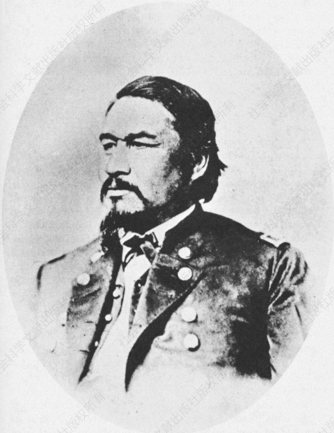 14.埃利·帕克，又名多诺霍加瓦，塞内卡酋长，尤利西斯·格兰特军事秘书兼印第安事务专员。拍摄于1867年左右。由史密森学会提供。