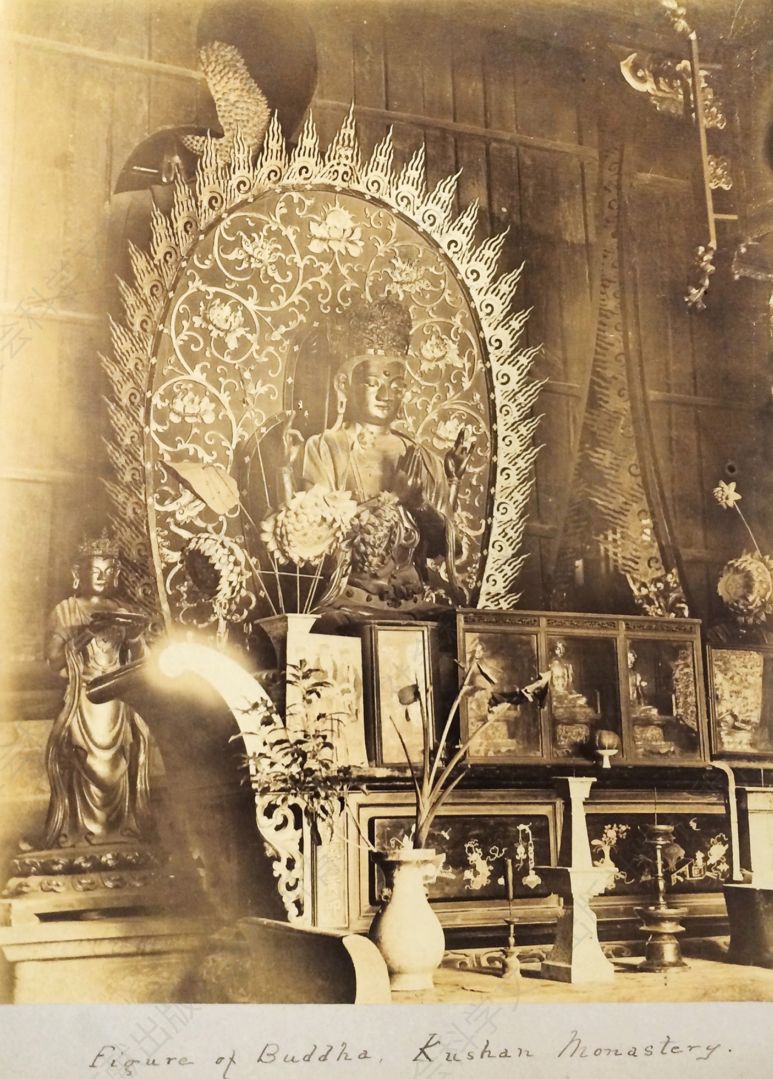 图2 涌泉寺内佛教造像旧照［约摄于1893年，西班牙人Juan Mencarini（1860～1939）收集，“Foochow album”，Harvard Yenching-Library，Harvard University，#013348443，2021年10月30日访问于http：//ace.uoc.edu/items/show/695］