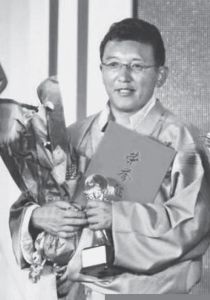 海拔最高的学校坚守者、2009年度“中国教育年度新闻人物”、全国模范教师云丹