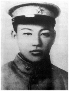 图3-10 蒋介石在日本振武学校时留影