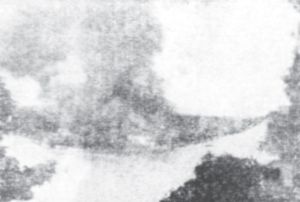图6 “八一九”乐山轰炸后被烈火烟雾笼罩的乐山城区