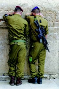 西墙边的以色列士兵（耶路撒冷）