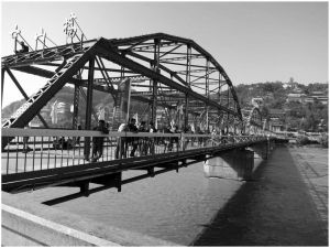 已有百年历史的“黄河第一桥”——兰州“中山桥”