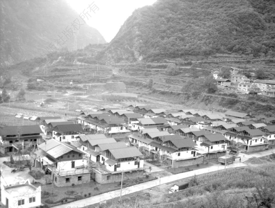 图8-1 2009年9月云村新村整体样貌