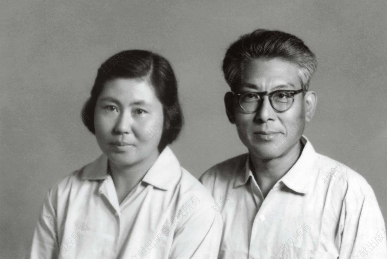 1971年李啸仓与夫人刘保锦